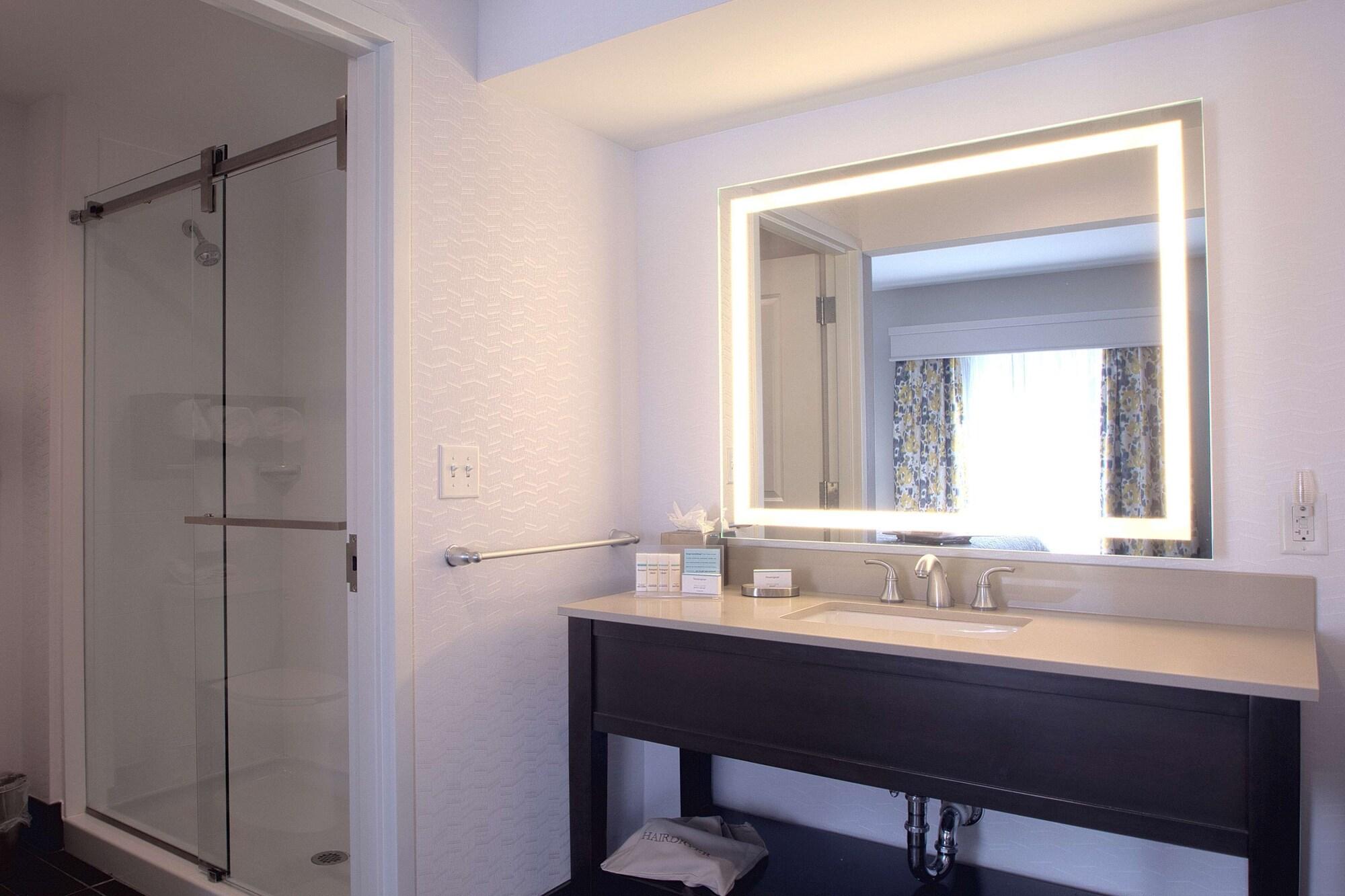 Hampton Inn & Suites Columbus/University Area מראה חיצוני תמונה