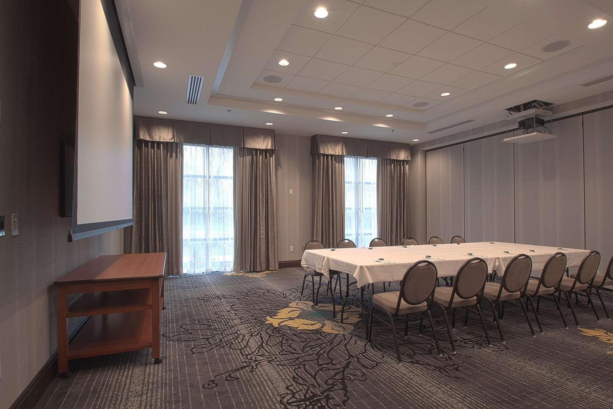 Hampton Inn & Suites Columbus/University Area מראה חיצוני תמונה