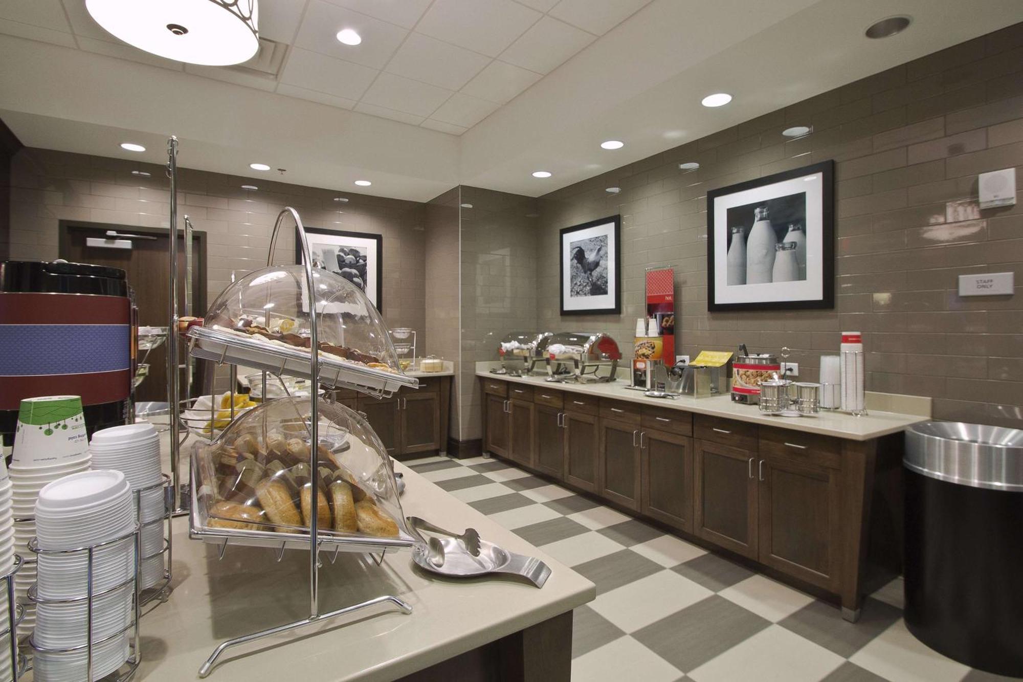 Hampton Inn & Suites Columbus/University Area מראה חיצוני תמונה