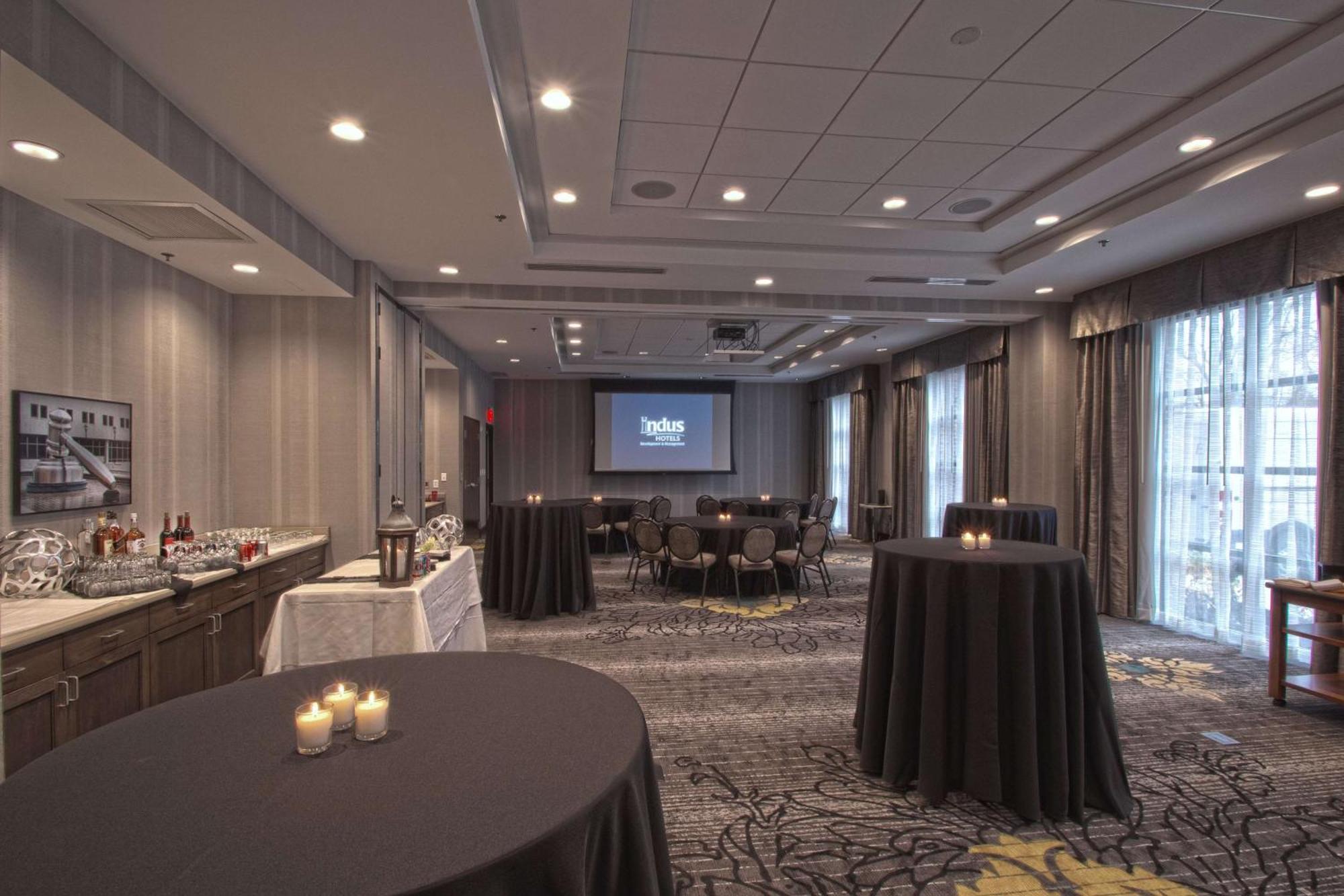 Hampton Inn & Suites Columbus/University Area מראה חיצוני תמונה