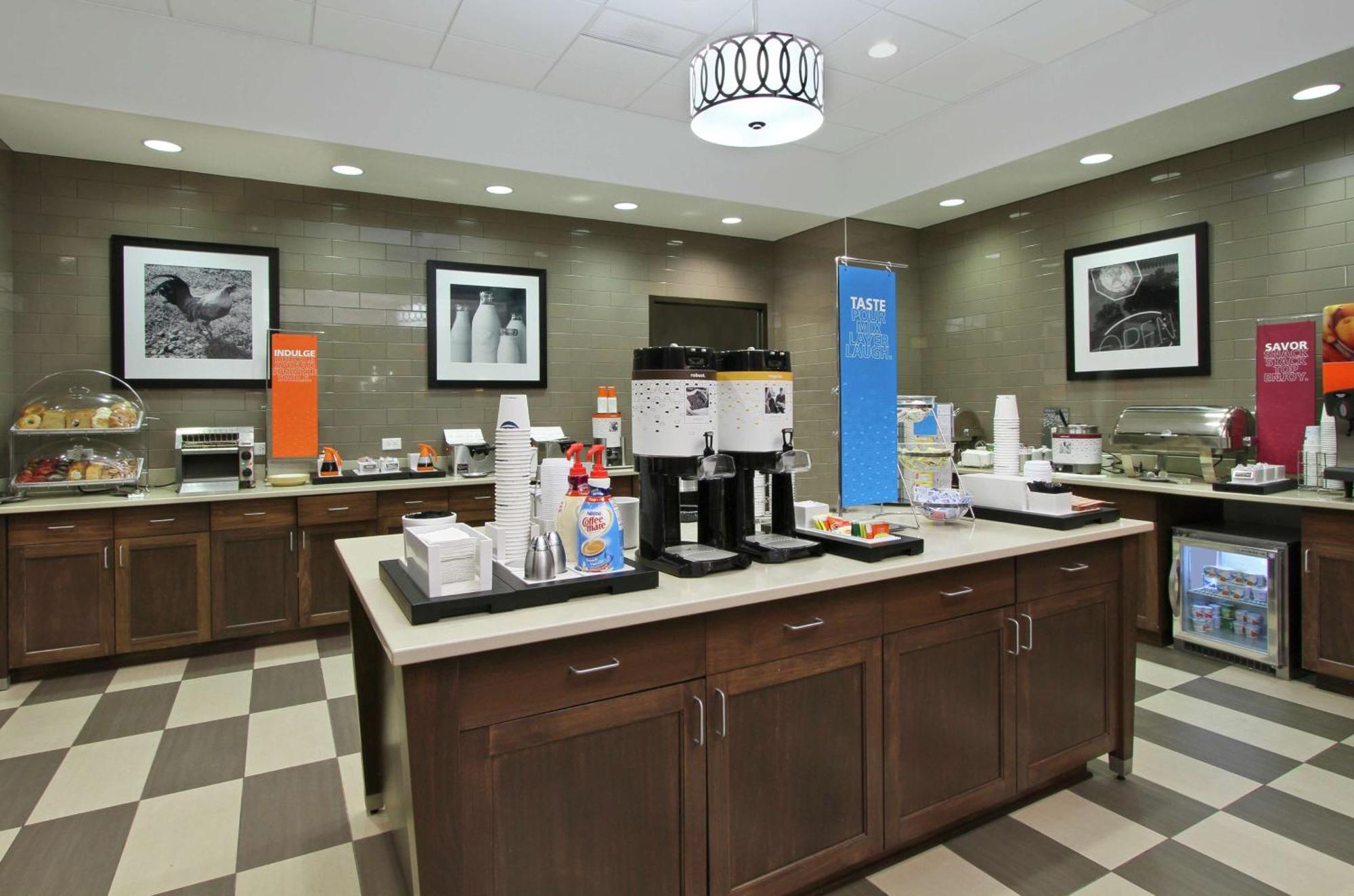 Hampton Inn & Suites Columbus/University Area מראה חיצוני תמונה